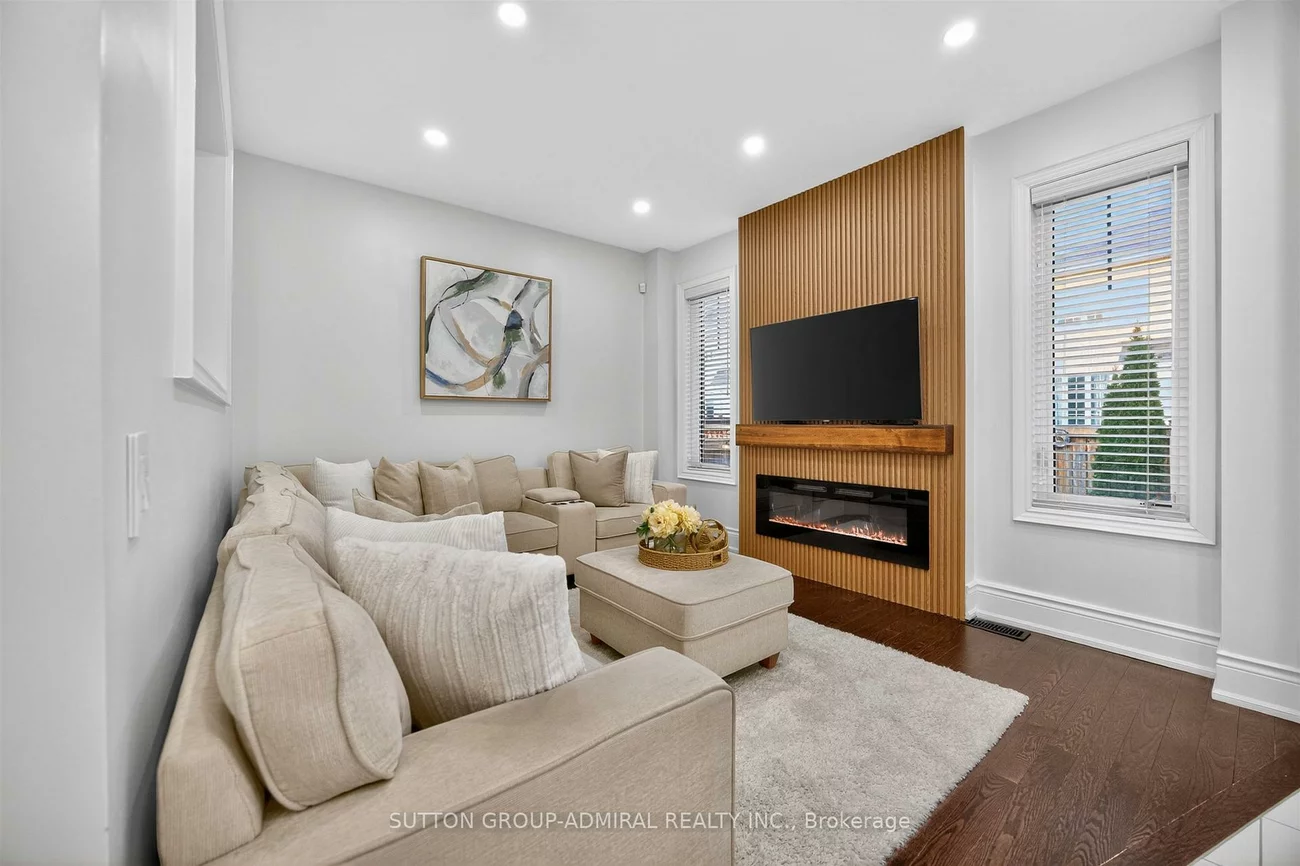 19, Kettle Valley, Nobleton, King