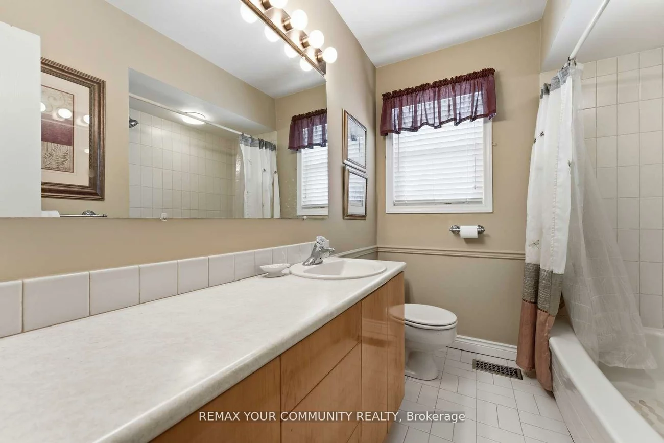 154, Hollingsworth, King City, King
