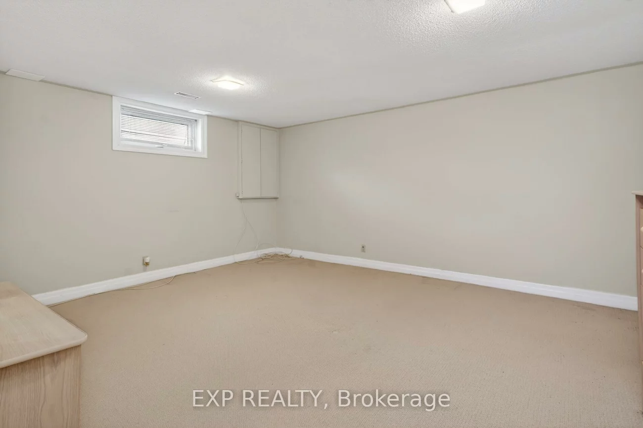 124, Ellis, Nobleton, King