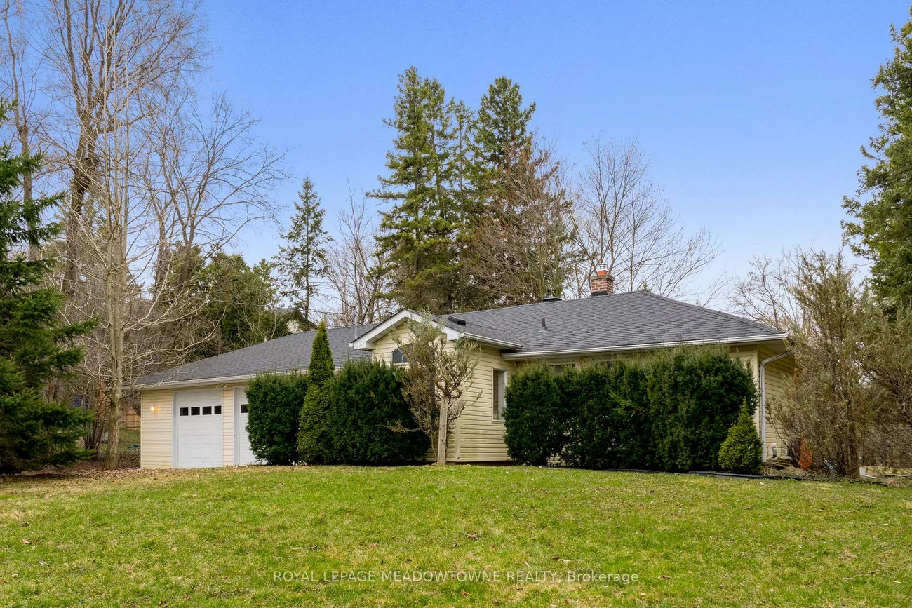 208, Martin, King City, King