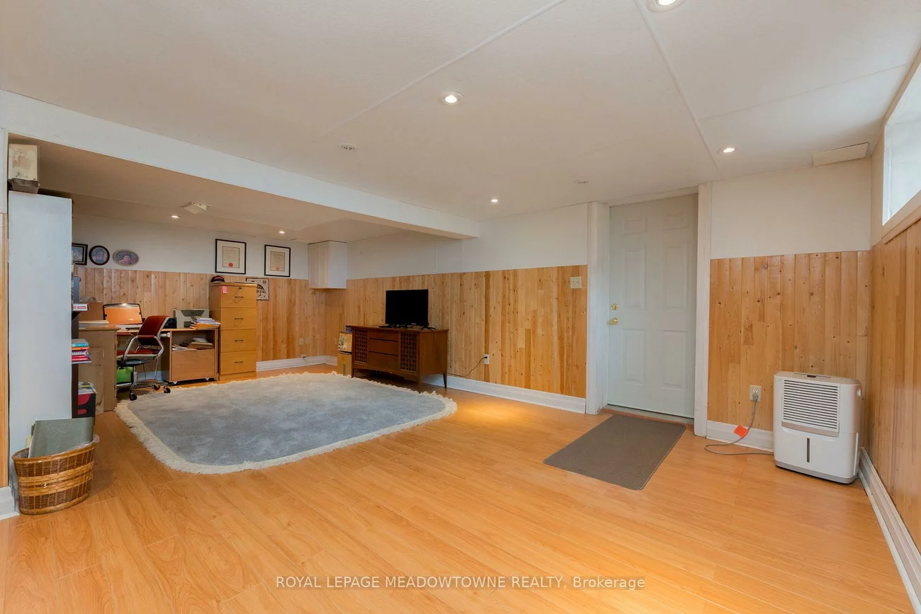 208, Martin, King City, King