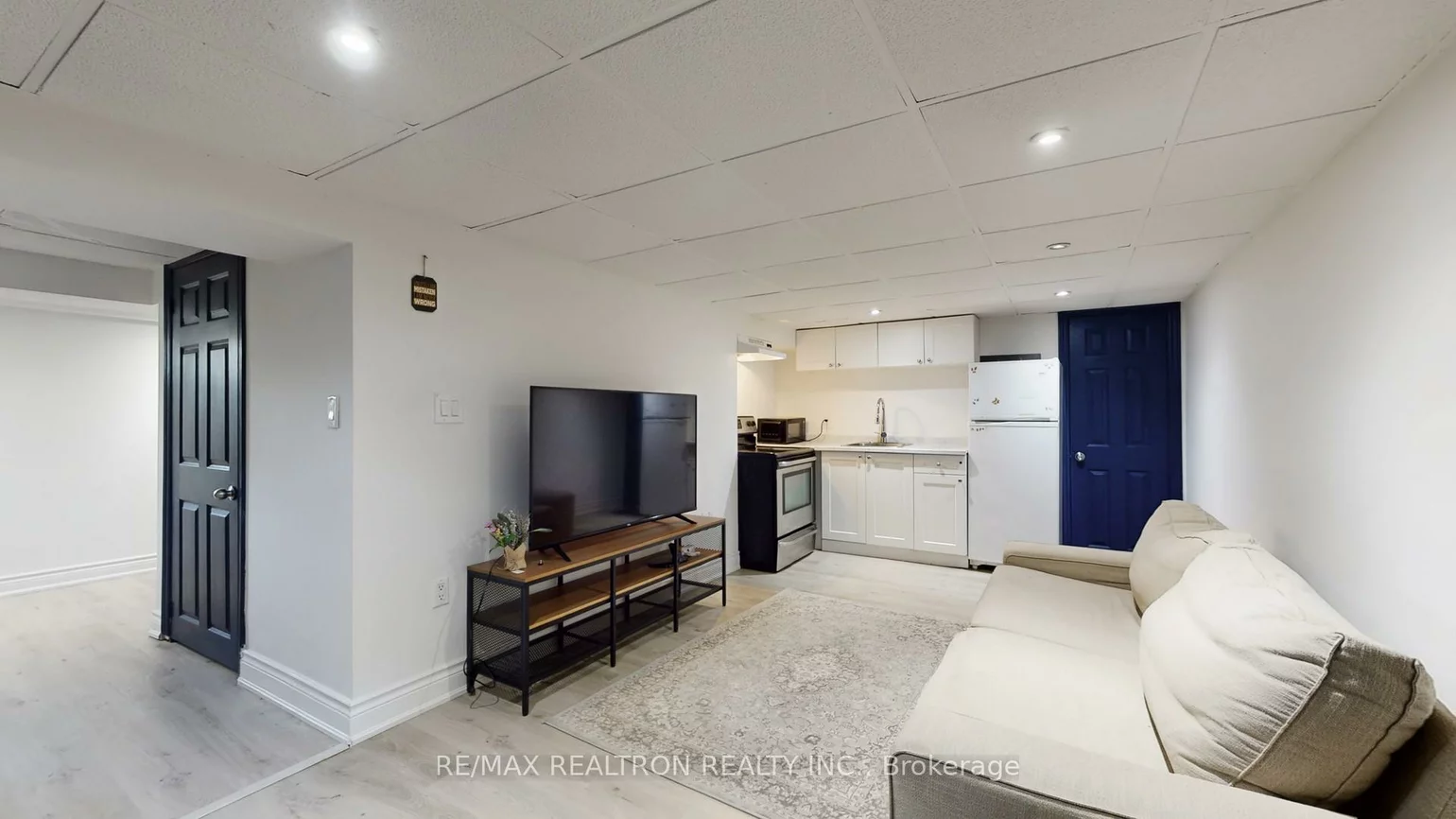 14376, Jane, Rural King, King