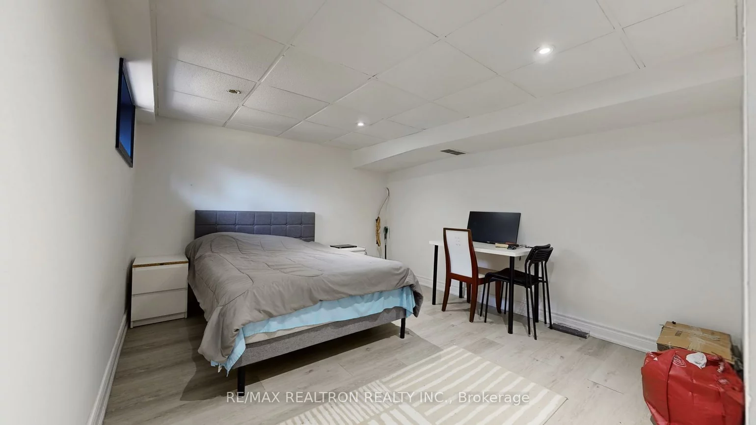 14376, Jane, Rural King, King