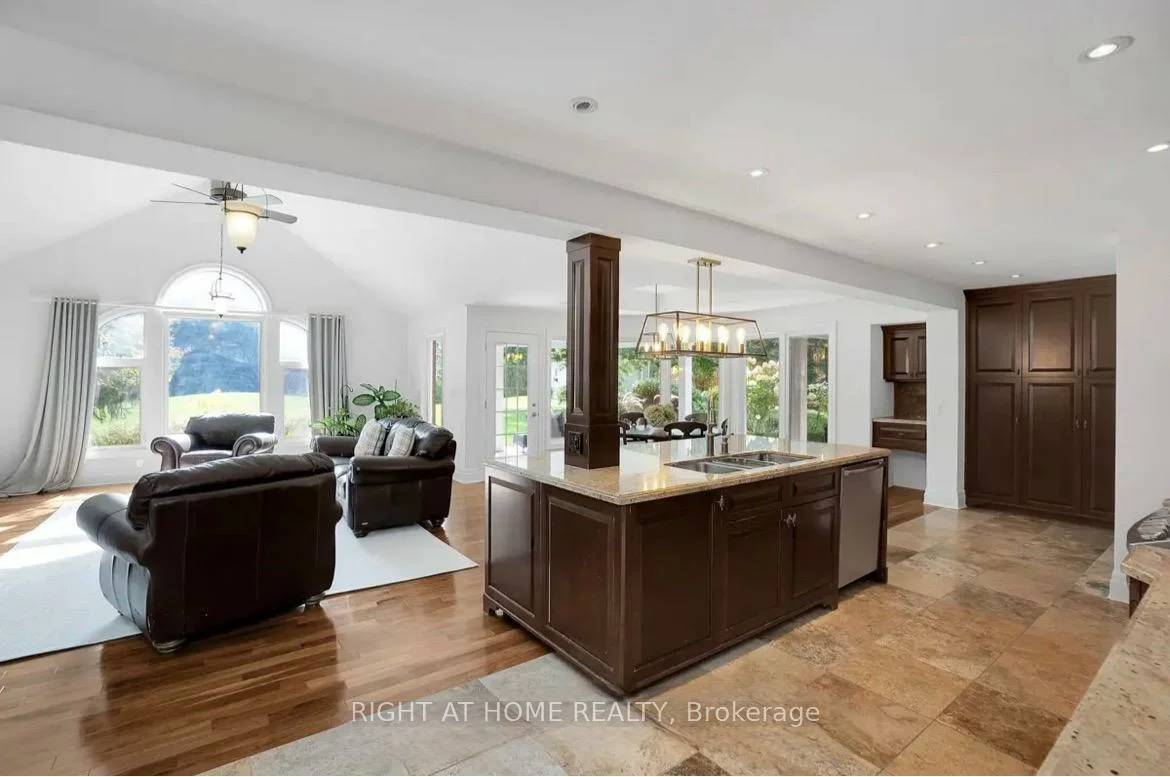67, Moore Park, Schomberg, King