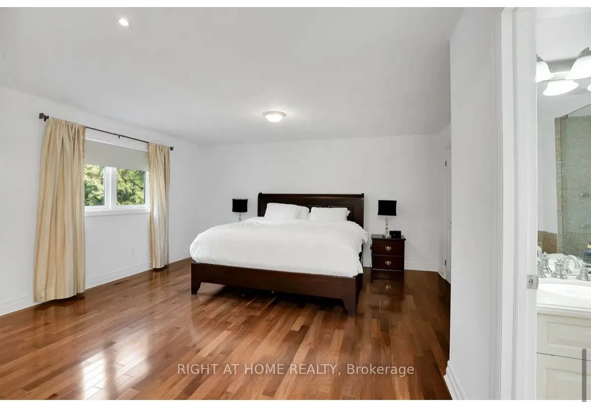 67, Moore Park, Schomberg, King
