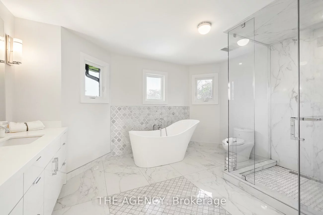 372, Burns, King City, King