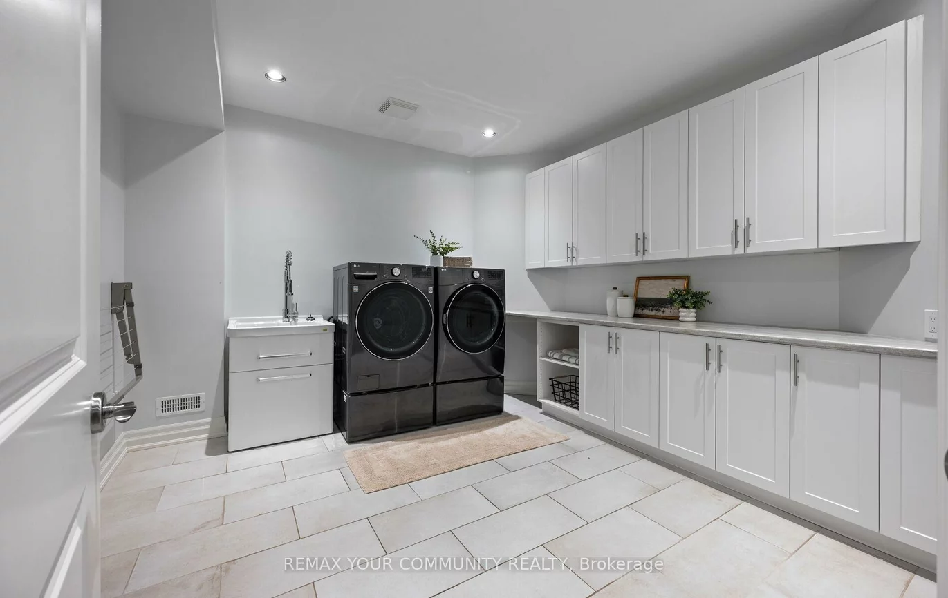 102, Country Club, Rural King, King