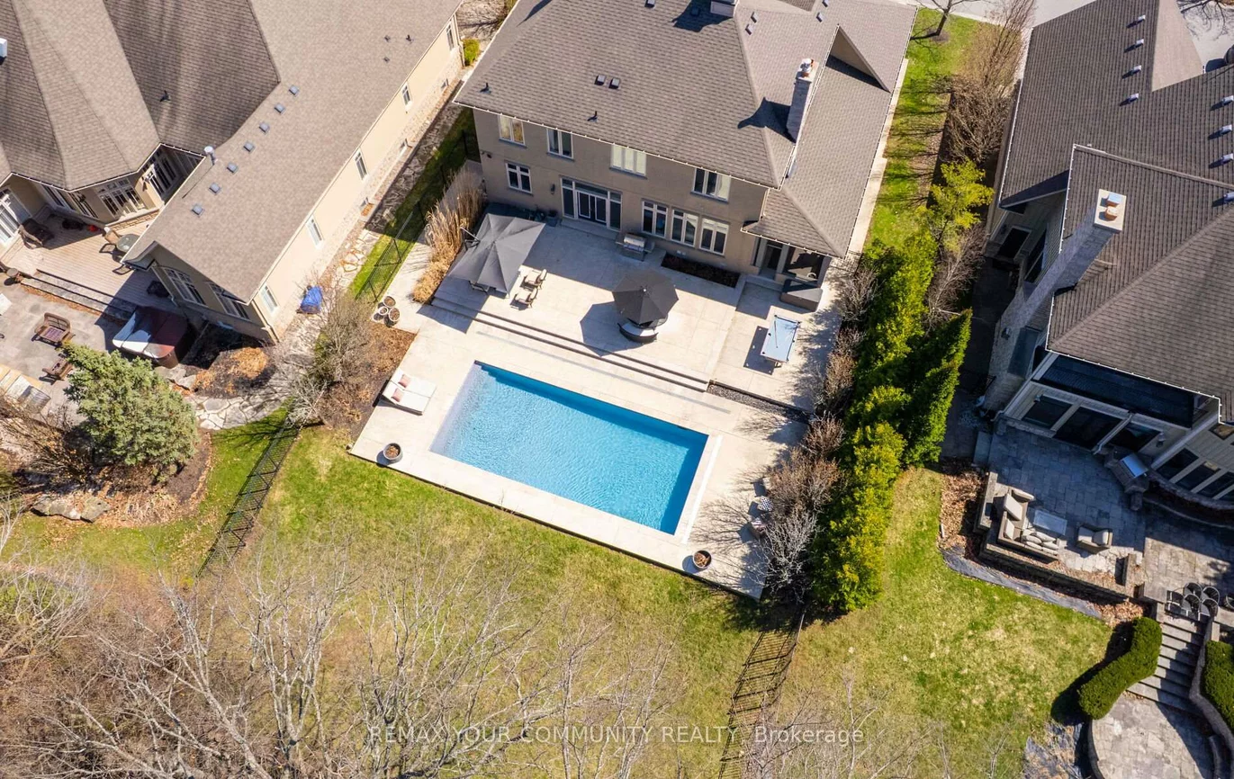 102, Country Club, Rural King, King