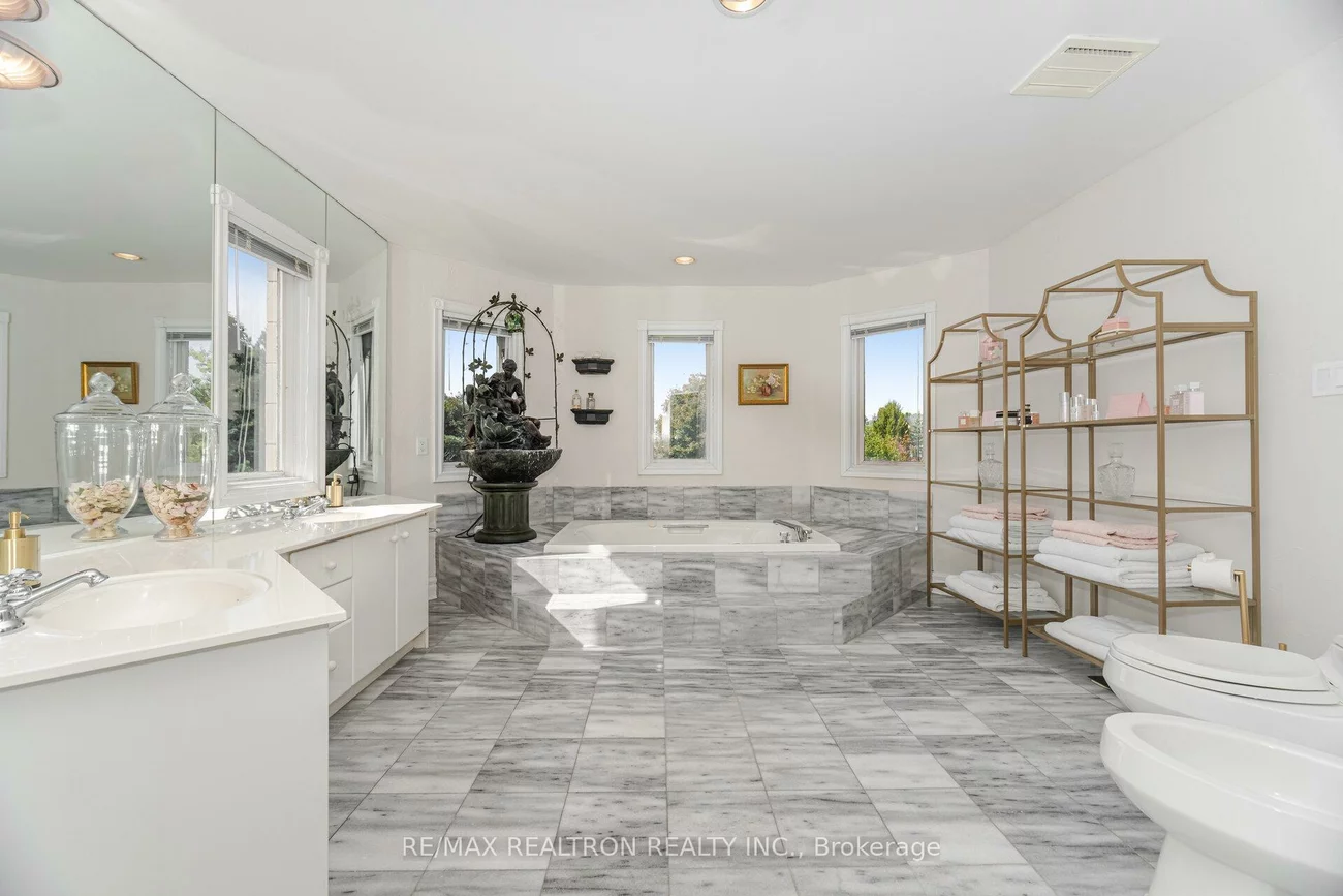 95, Loch Erne, Nobleton, King