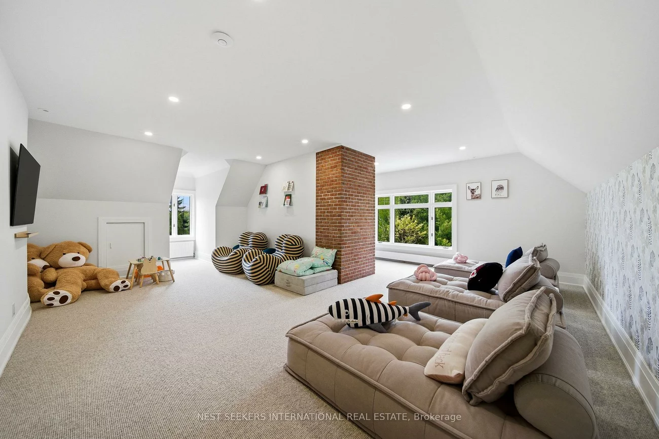 35, Kingswood, Rural King, King