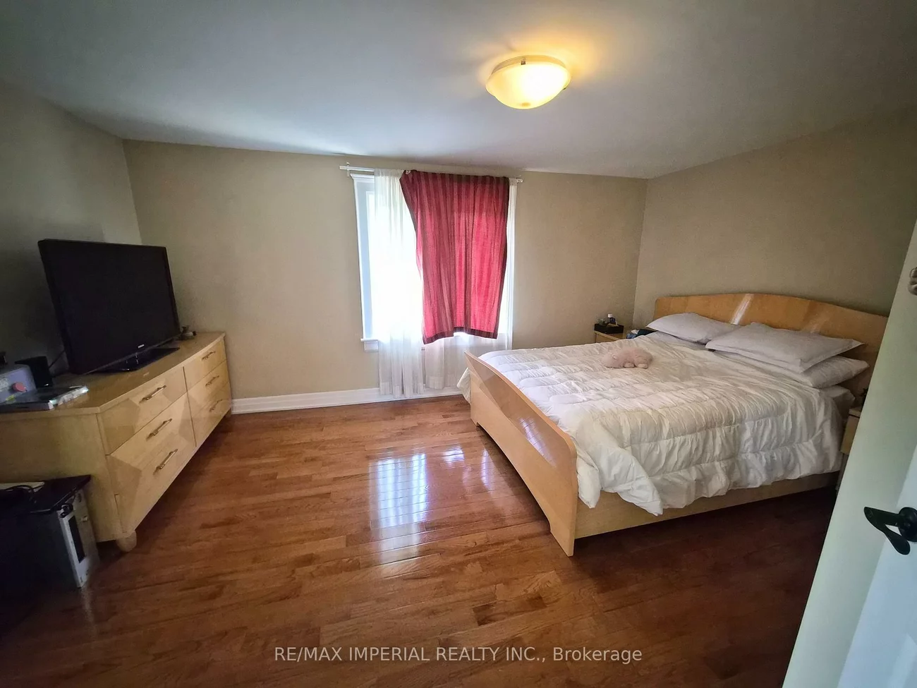15028, Dufferin, Rural King, King