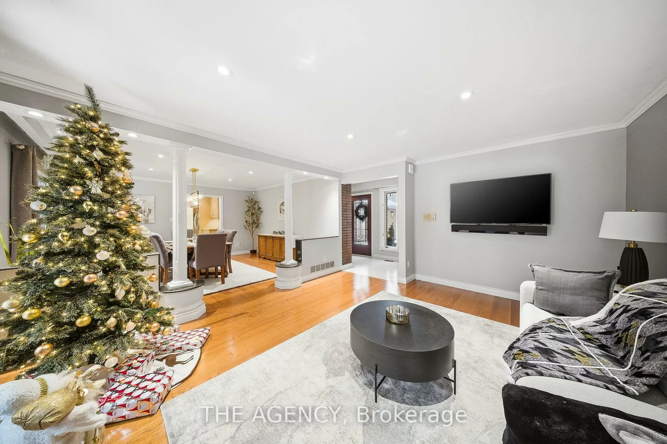 23, Cedarwood, Nobleton, King