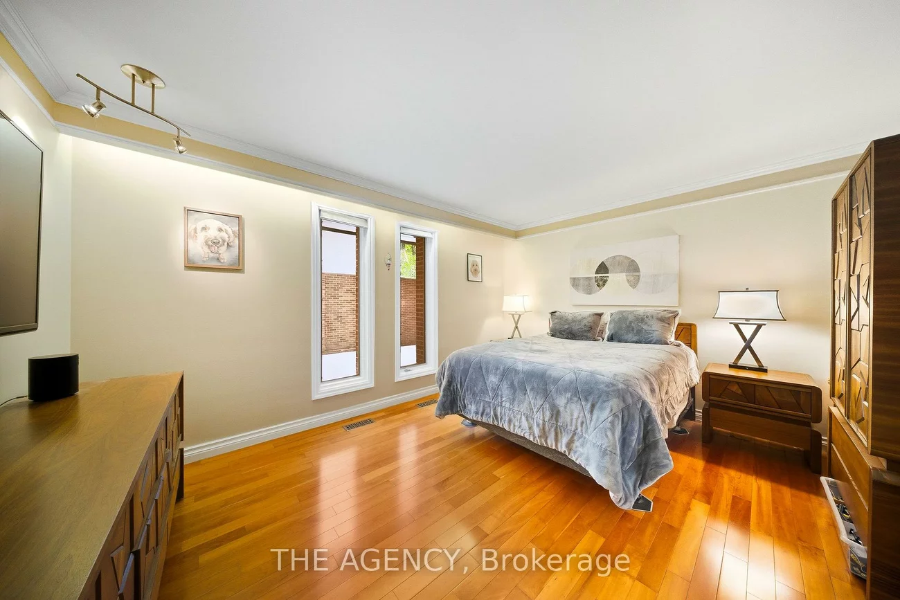 23, Cedarwood, Nobleton, King