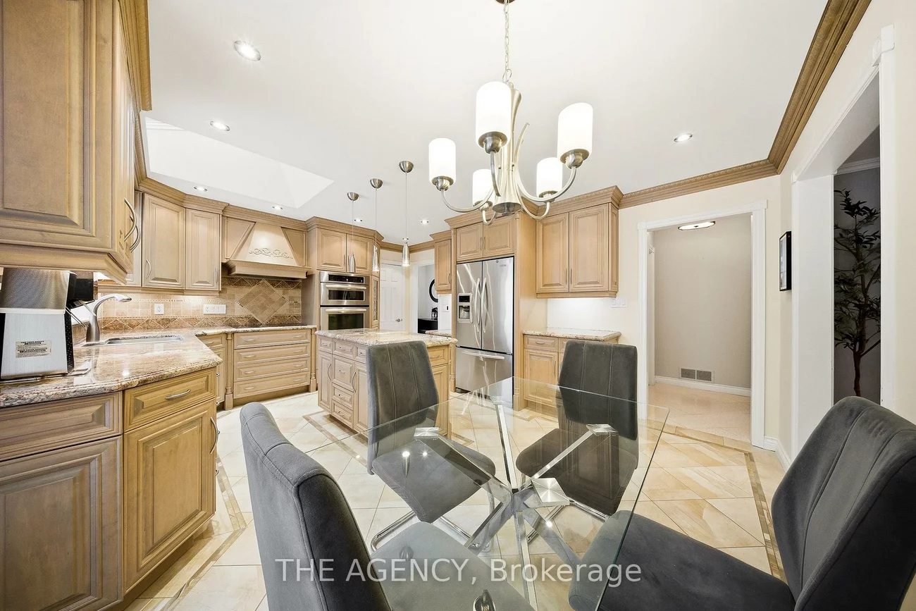23, Cedarwood, Nobleton, King