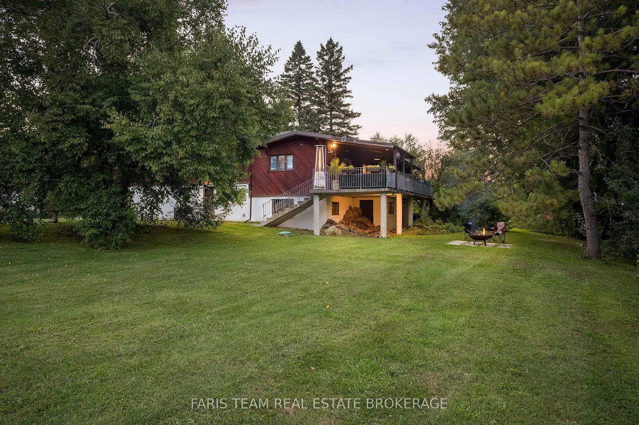 175, South Summit Farm, King City, King