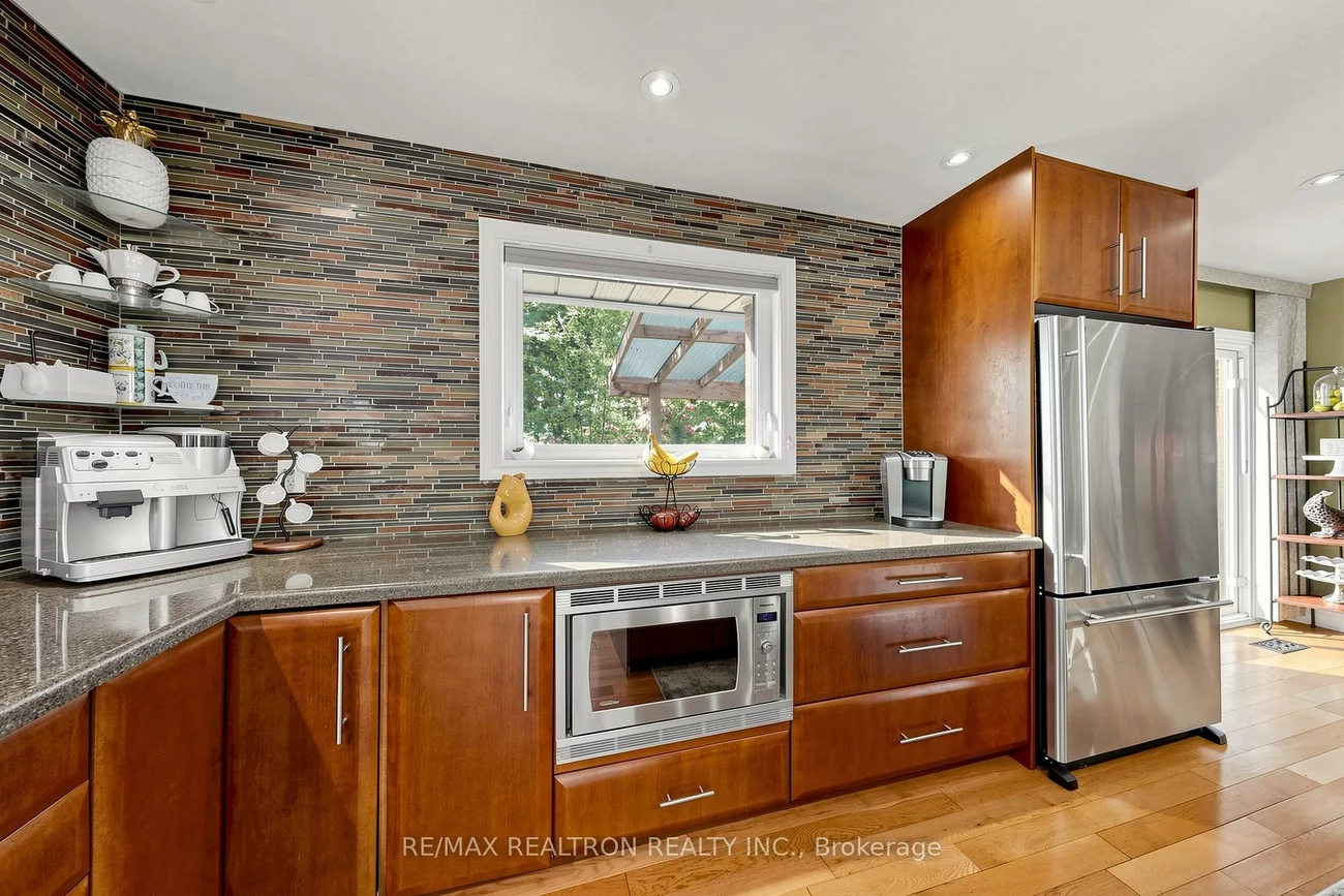 250, Kingscross, King City, King