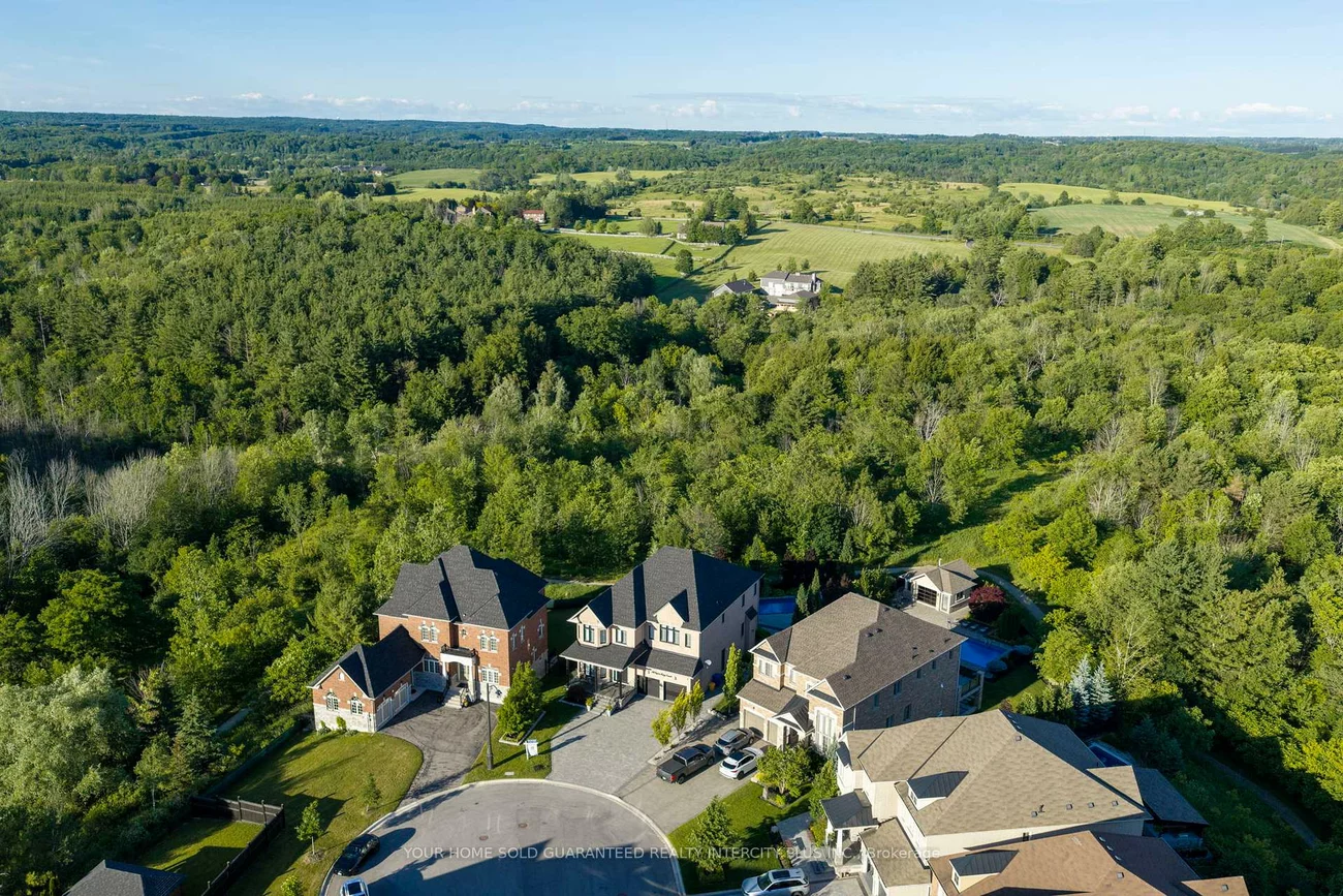 14, Aspen King, Nobleton, King