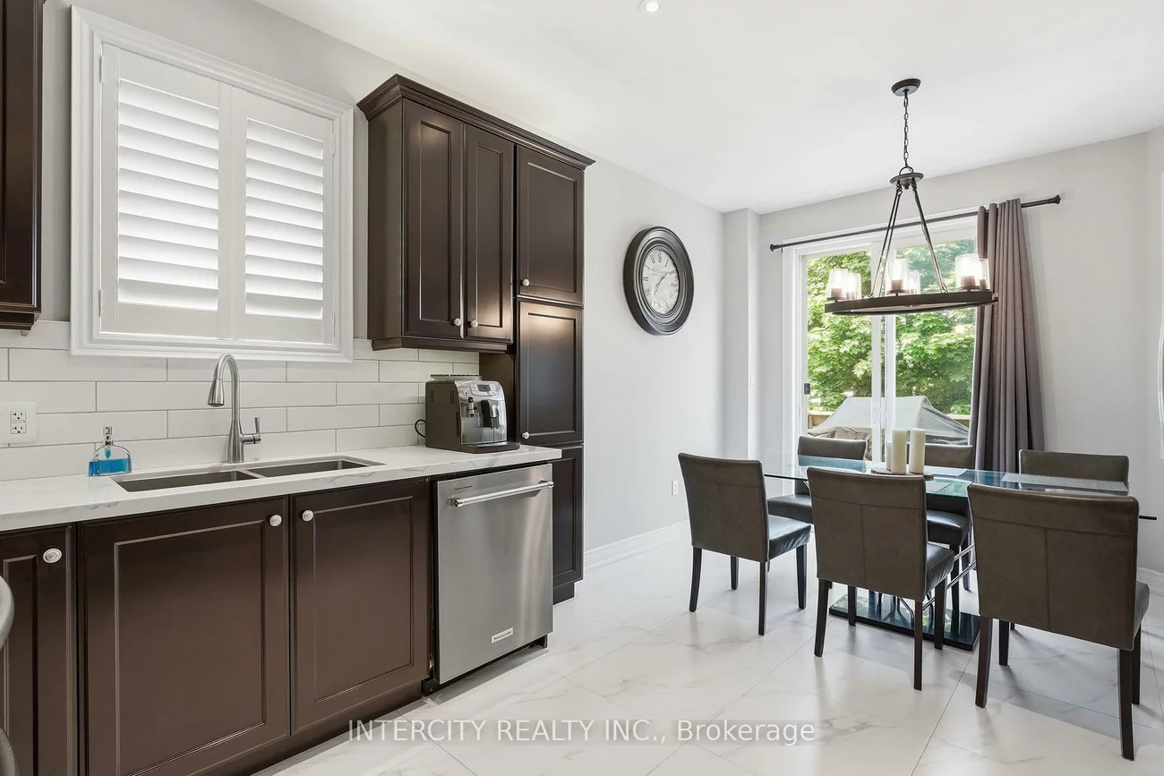 2, Fairmont Ridge, Nobleton, King