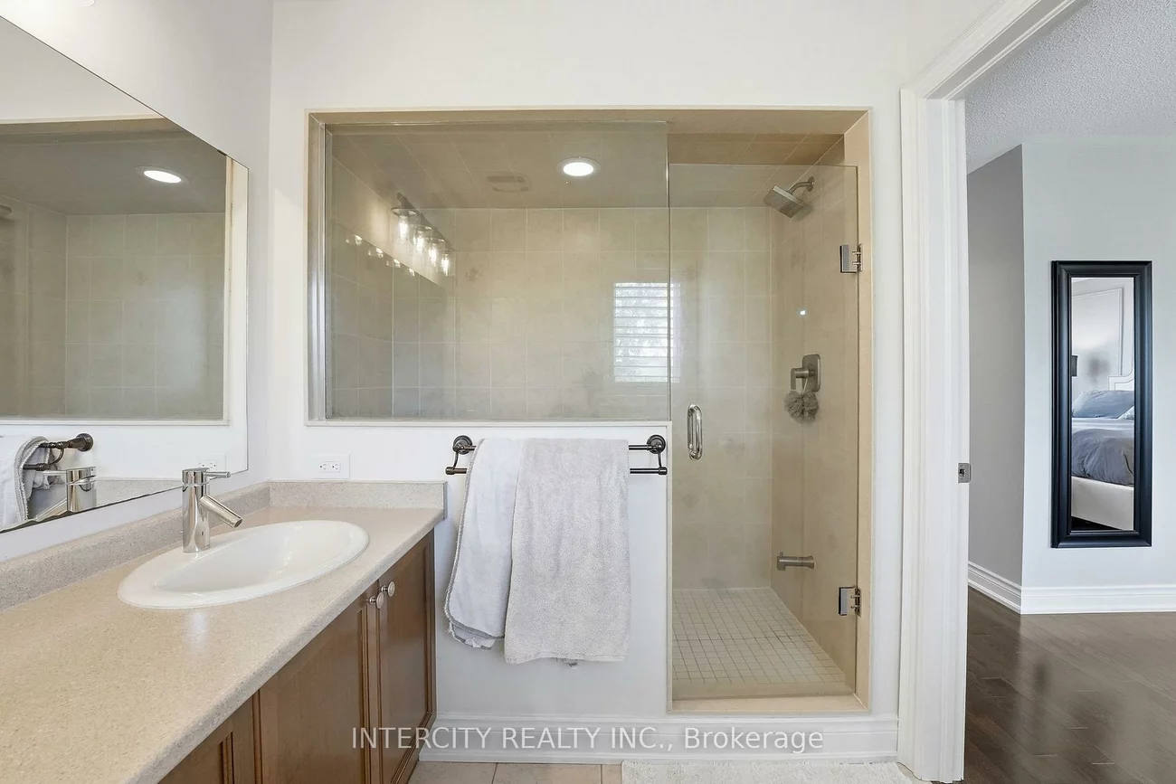 2, Fairmont Ridge, Nobleton, King