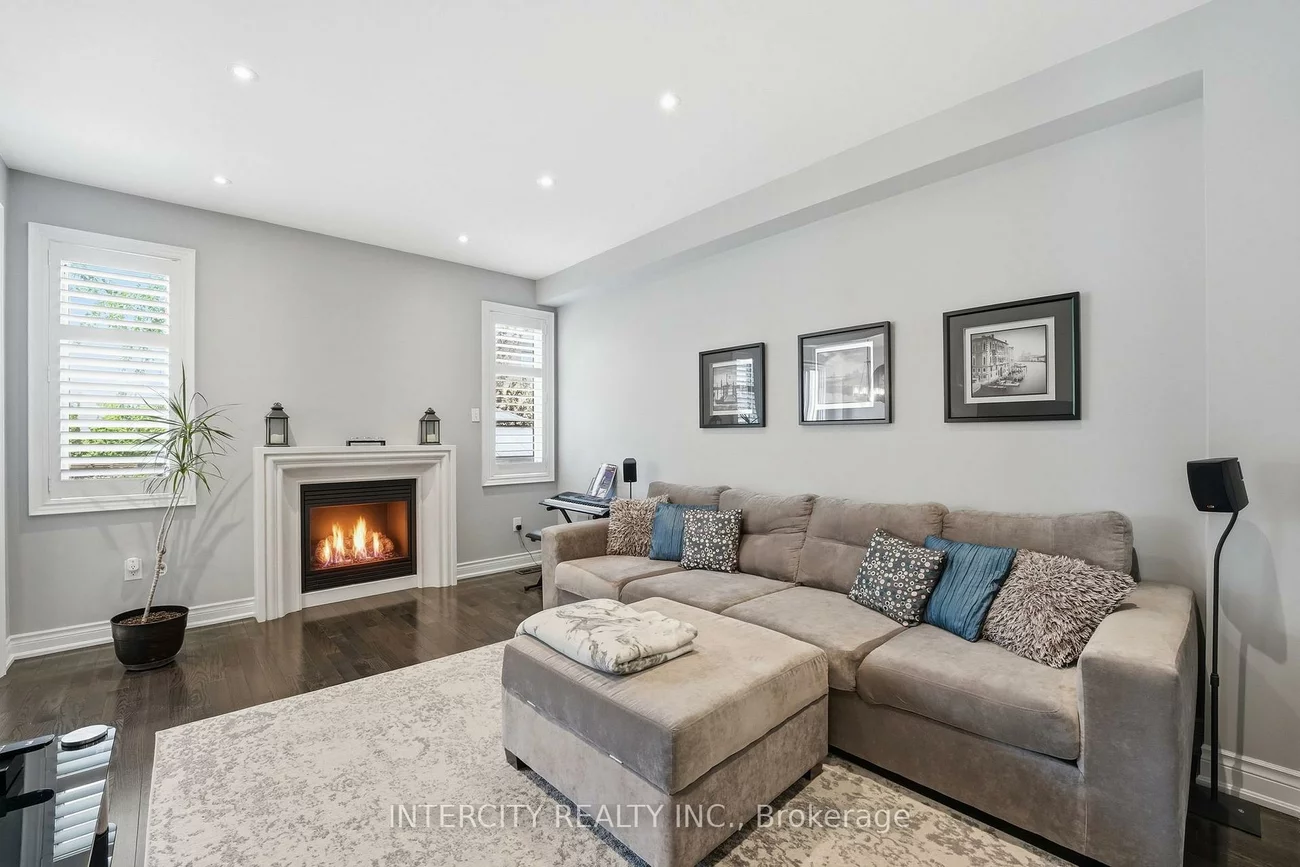 2, Fairmont Ridge, Nobleton, King