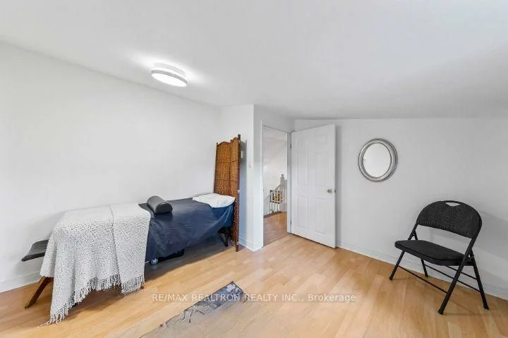 1103, Graham, Rural King, King
