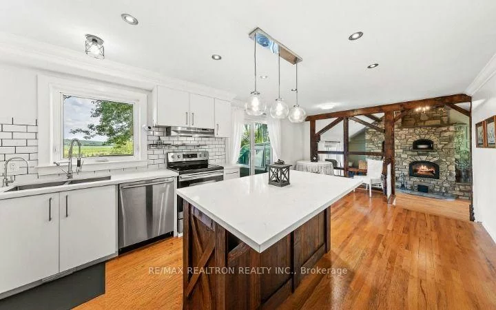 1103, Graham, Rural King, King