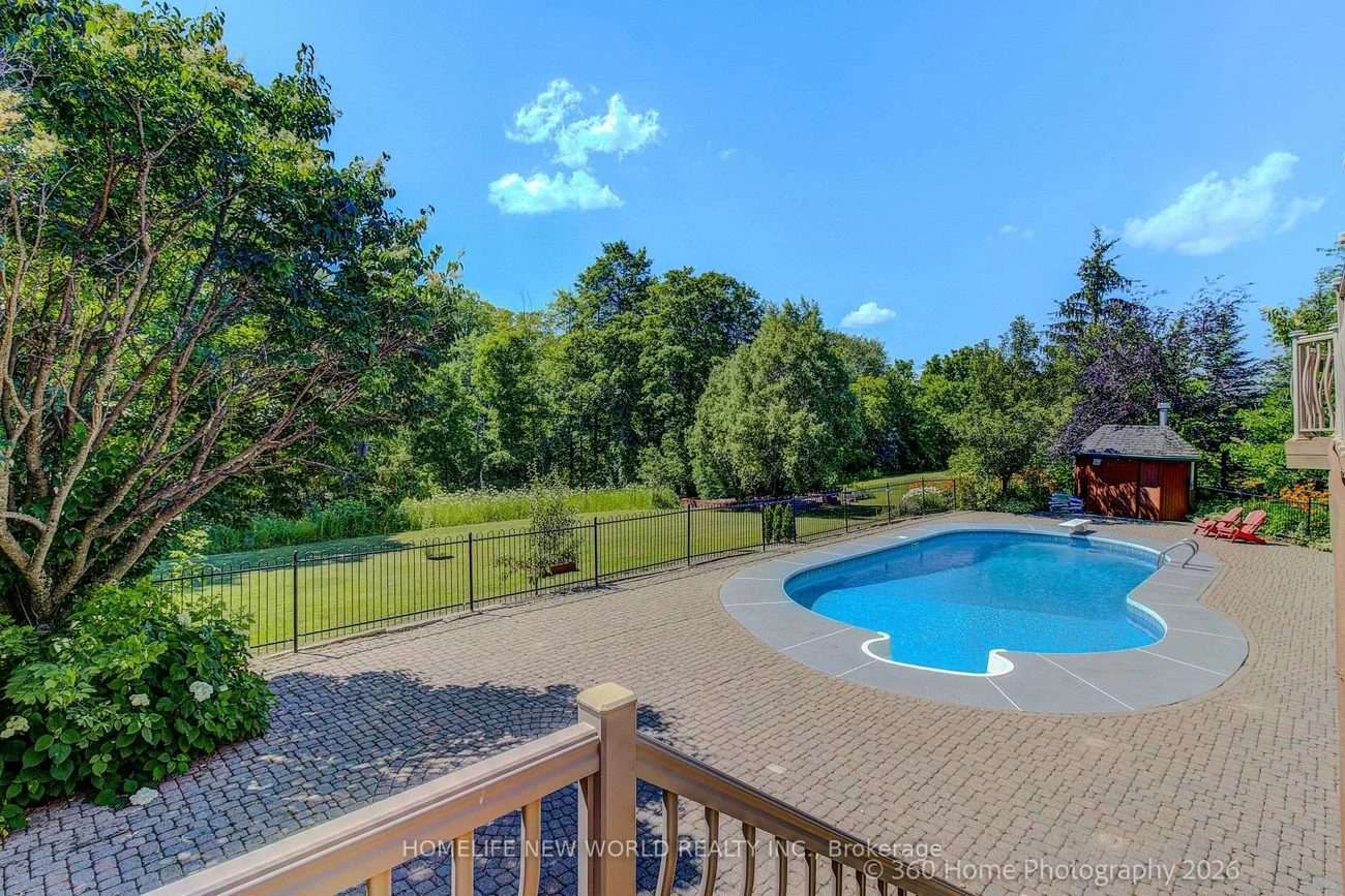 212, Burns, King City, King