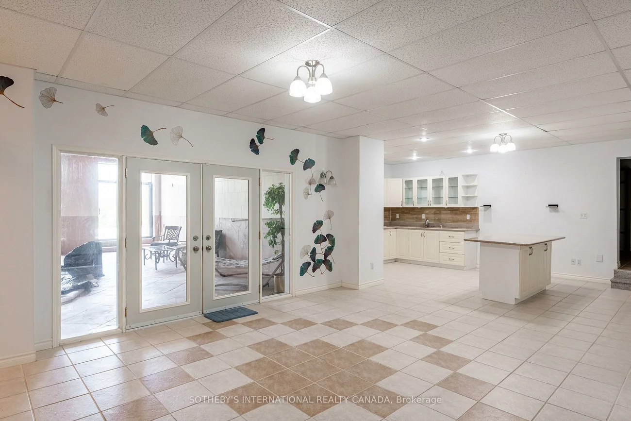 48, Scott, King City, King