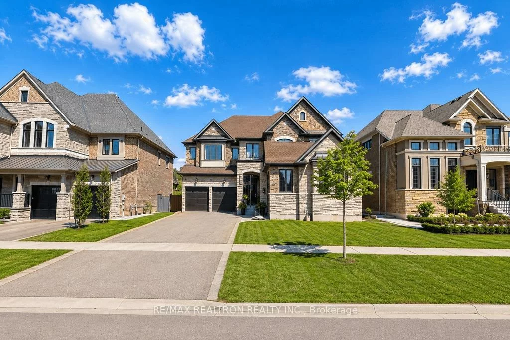 26, Sir Henry, King City, King