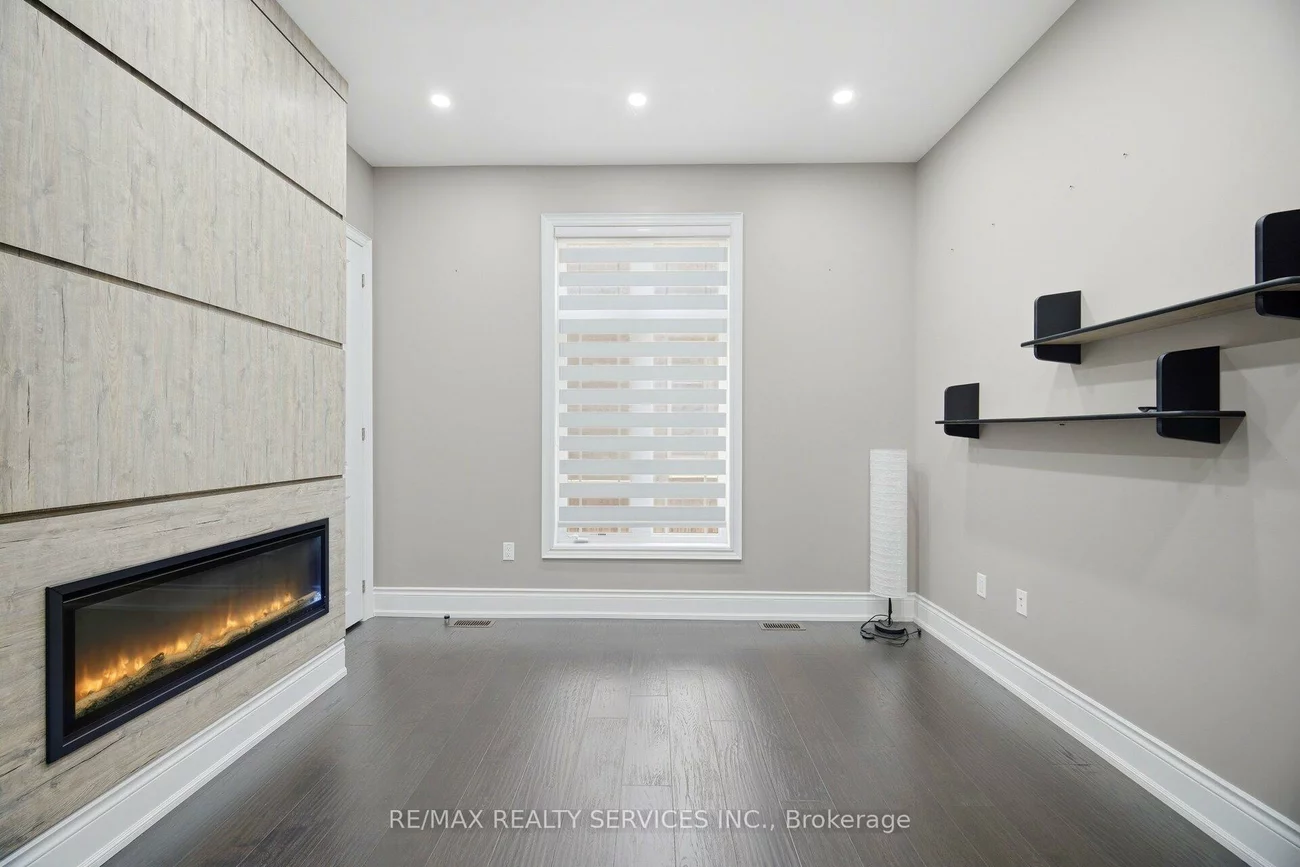 36, West Coast, Nobleton, King