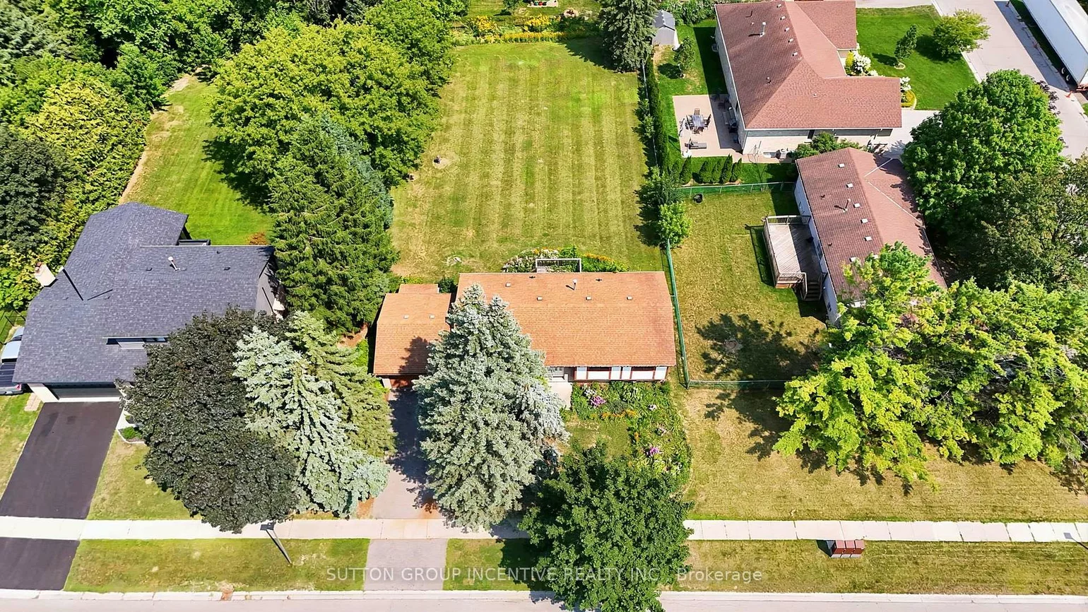 37, Moore Park, Schomberg, King