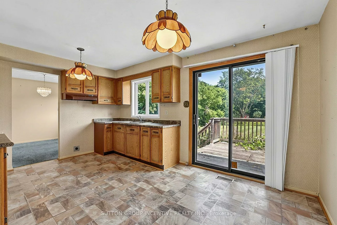 37, Moore Park, Schomberg, King