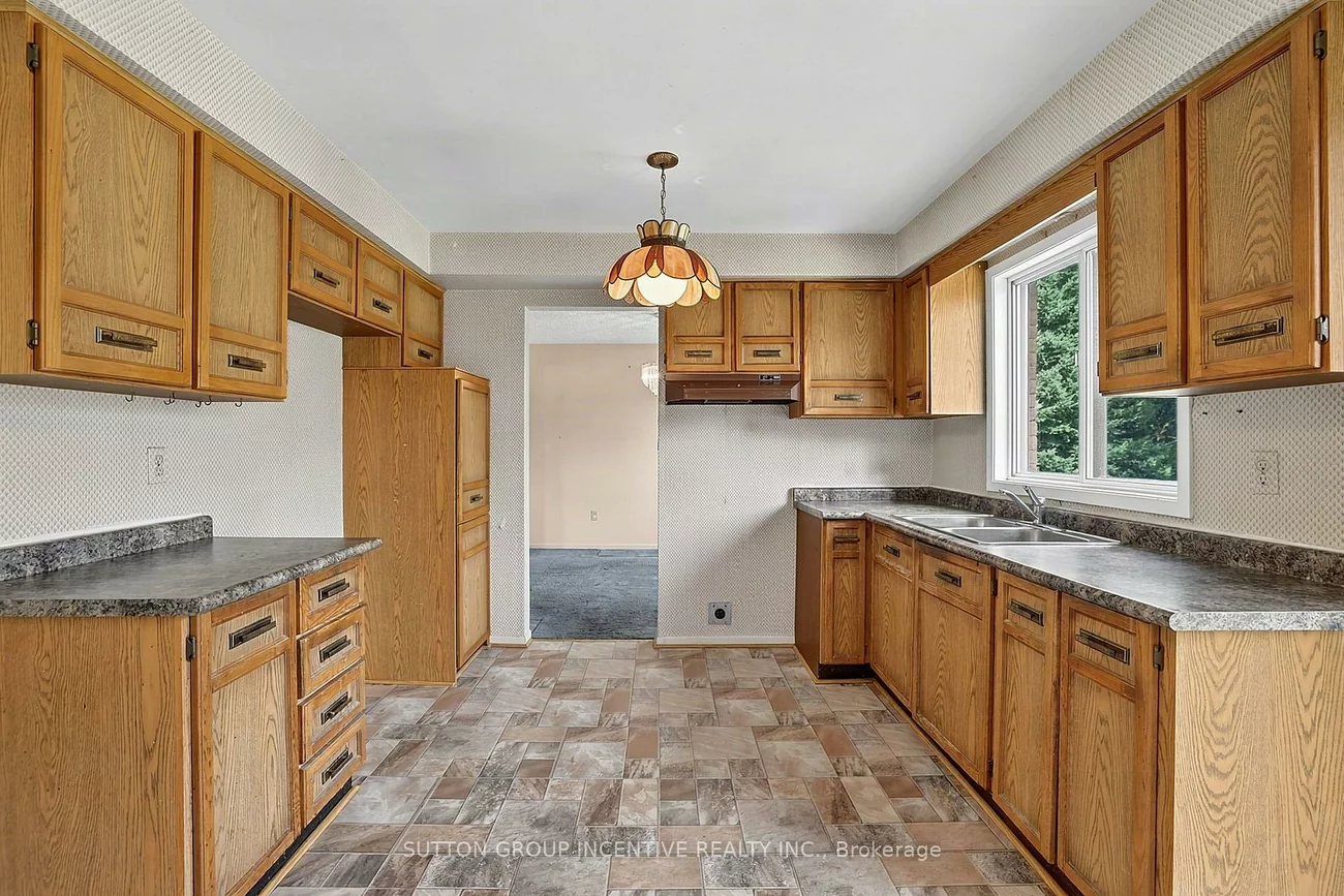37, Moore Park, Schomberg, King