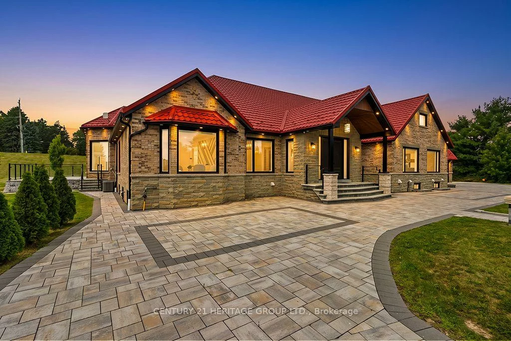 4, Loch Erne, Nobleton, King
