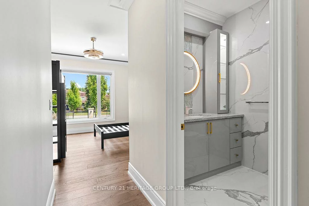 4, Loch Erne, Nobleton, King
