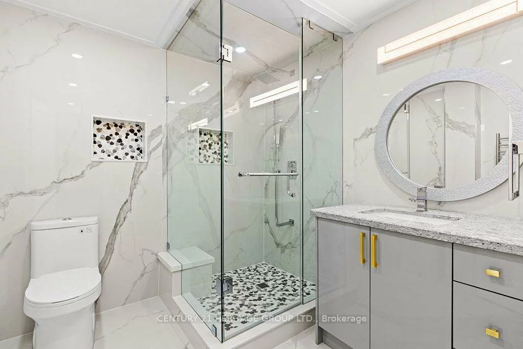 4, Loch Erne, Nobleton, King