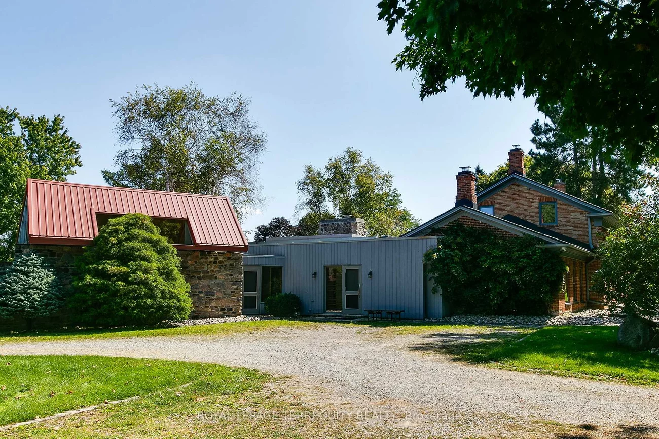 15625, 8th Concession, Rural King, King