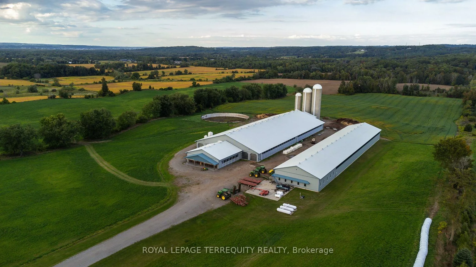 15625, 8th Concession, Rural King, King