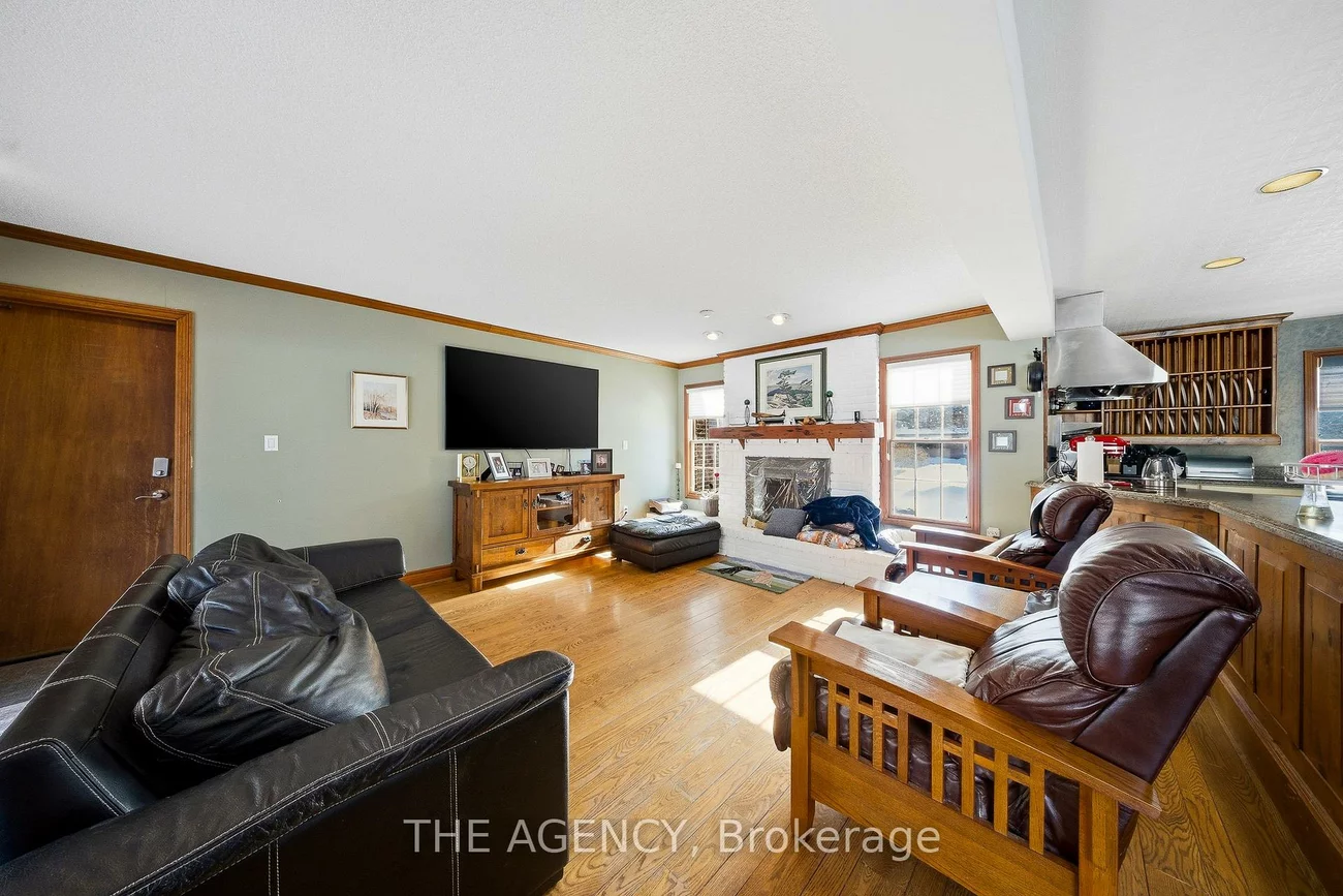 30, Goodfellow, Nobleton, King