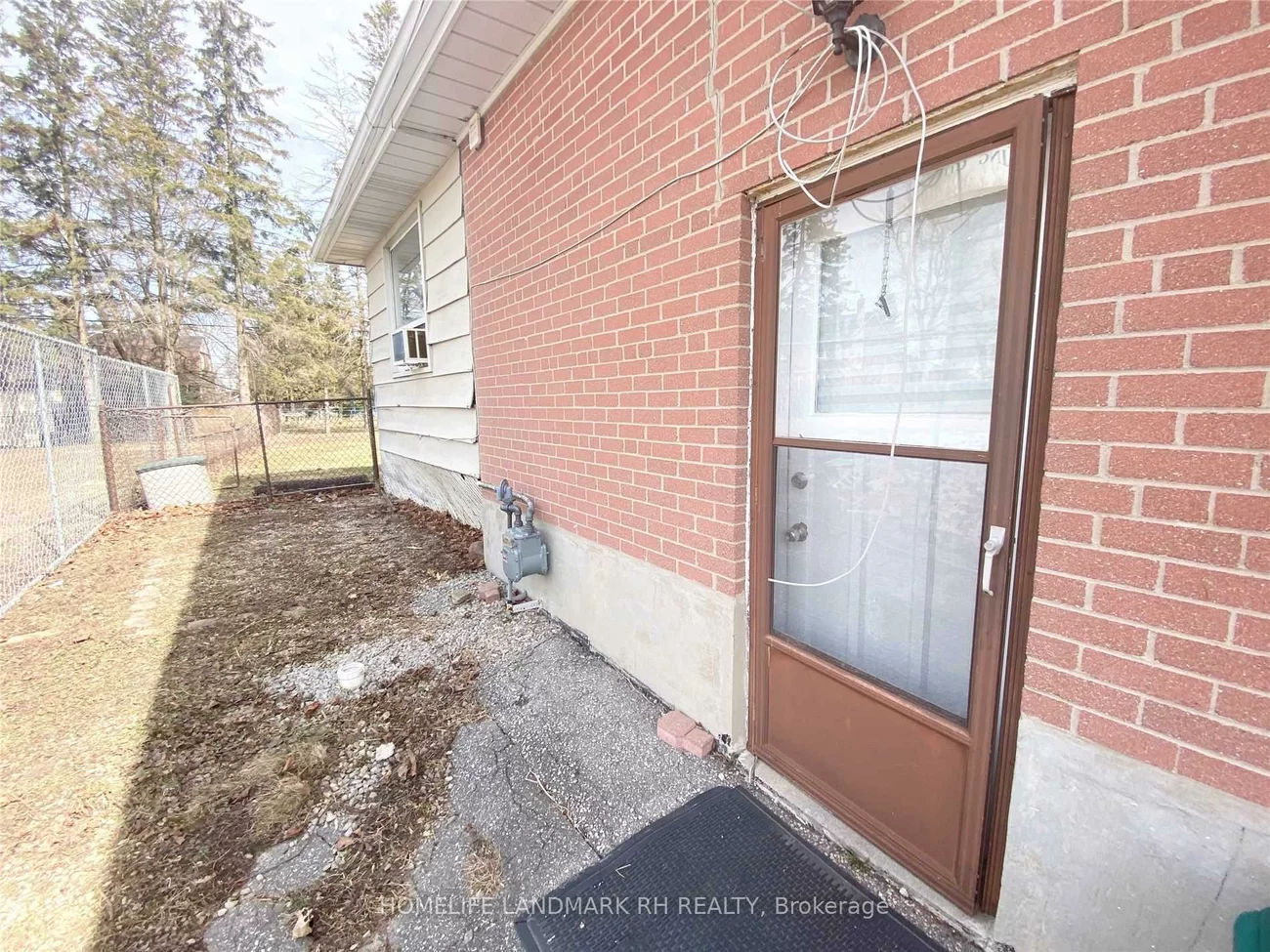 114, Hollingsworth, King City, King