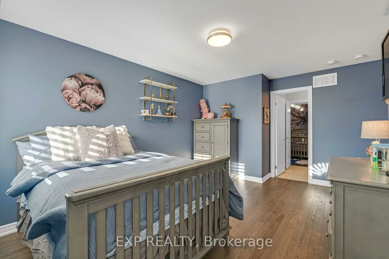7, Kettle Valley, Nobleton, King