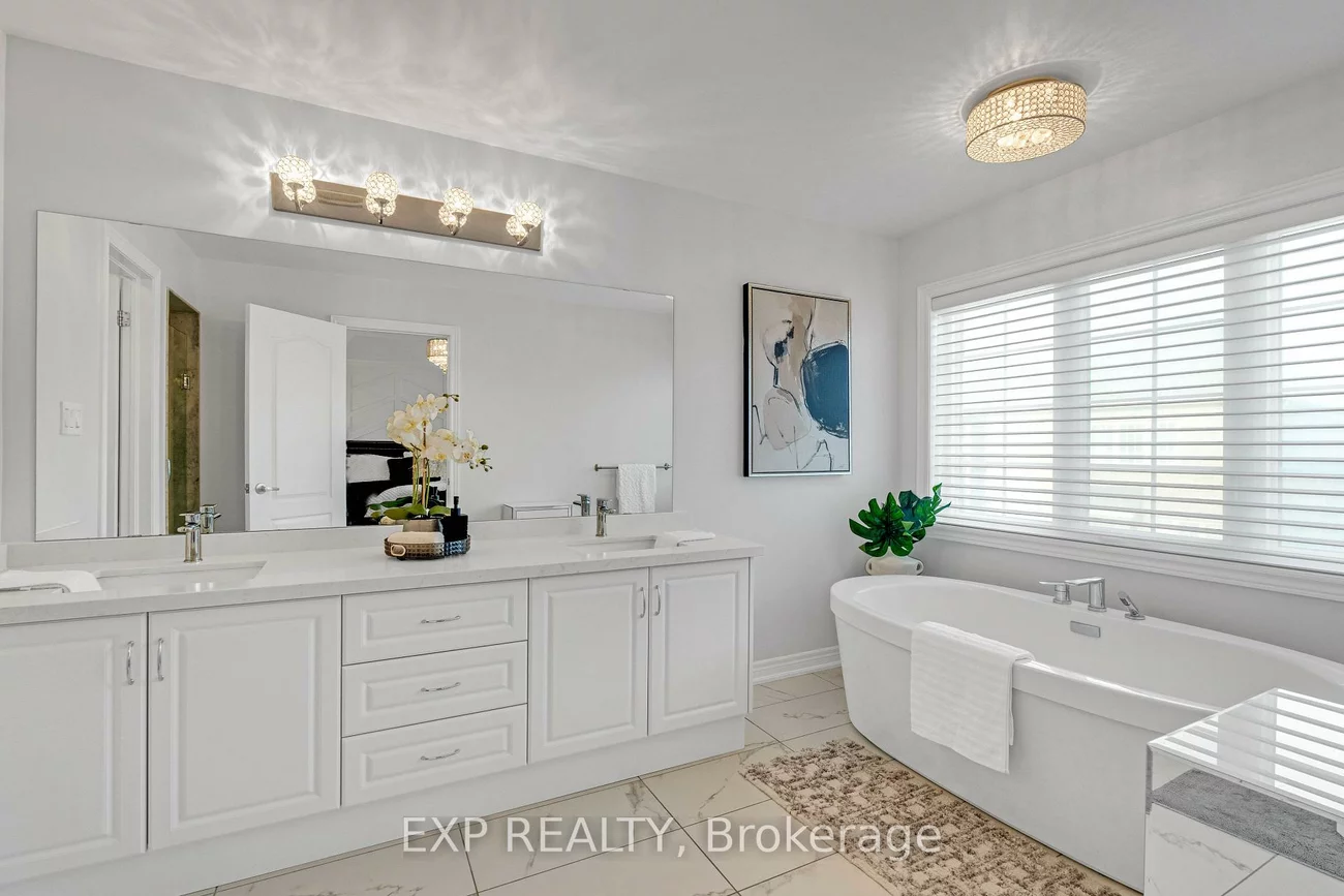 7, Kettle Valley, Nobleton, King