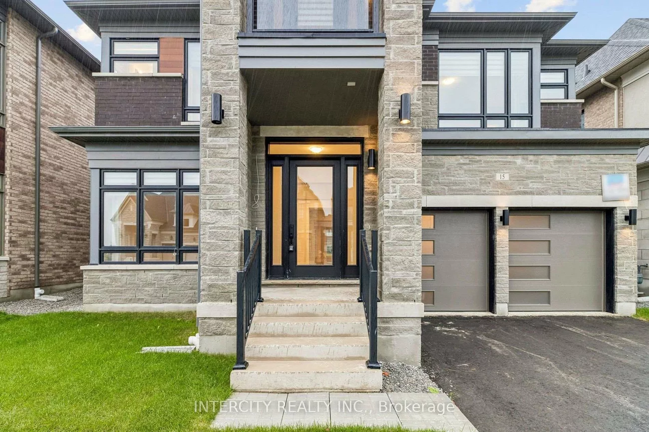 15, Garriock Hall, King City, King