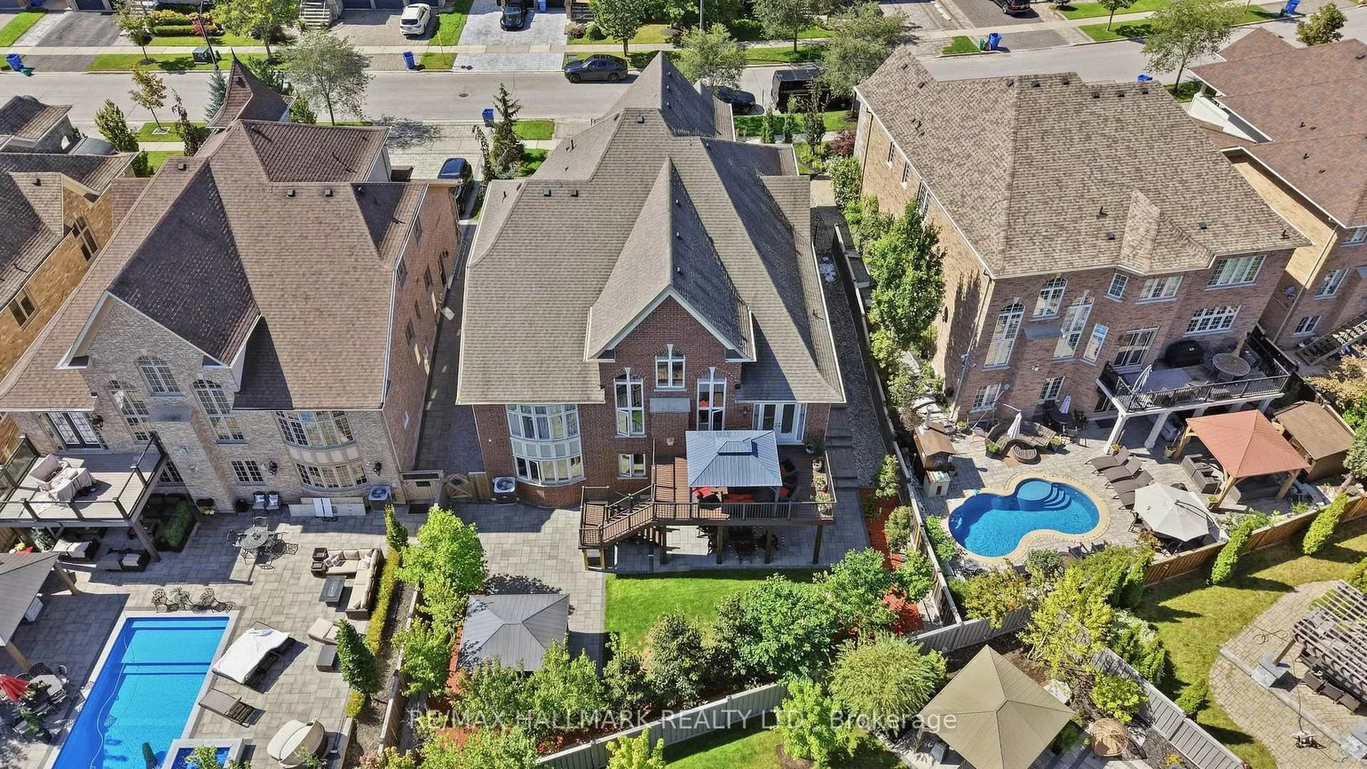 21, Skyline, Nobleton, King
