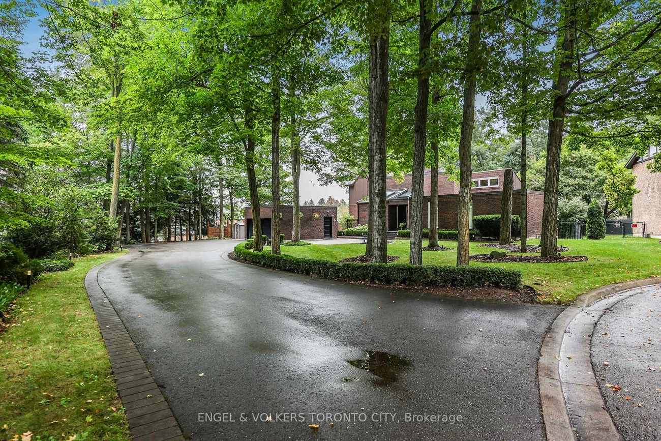 11, Cedarwood, Nobleton, King