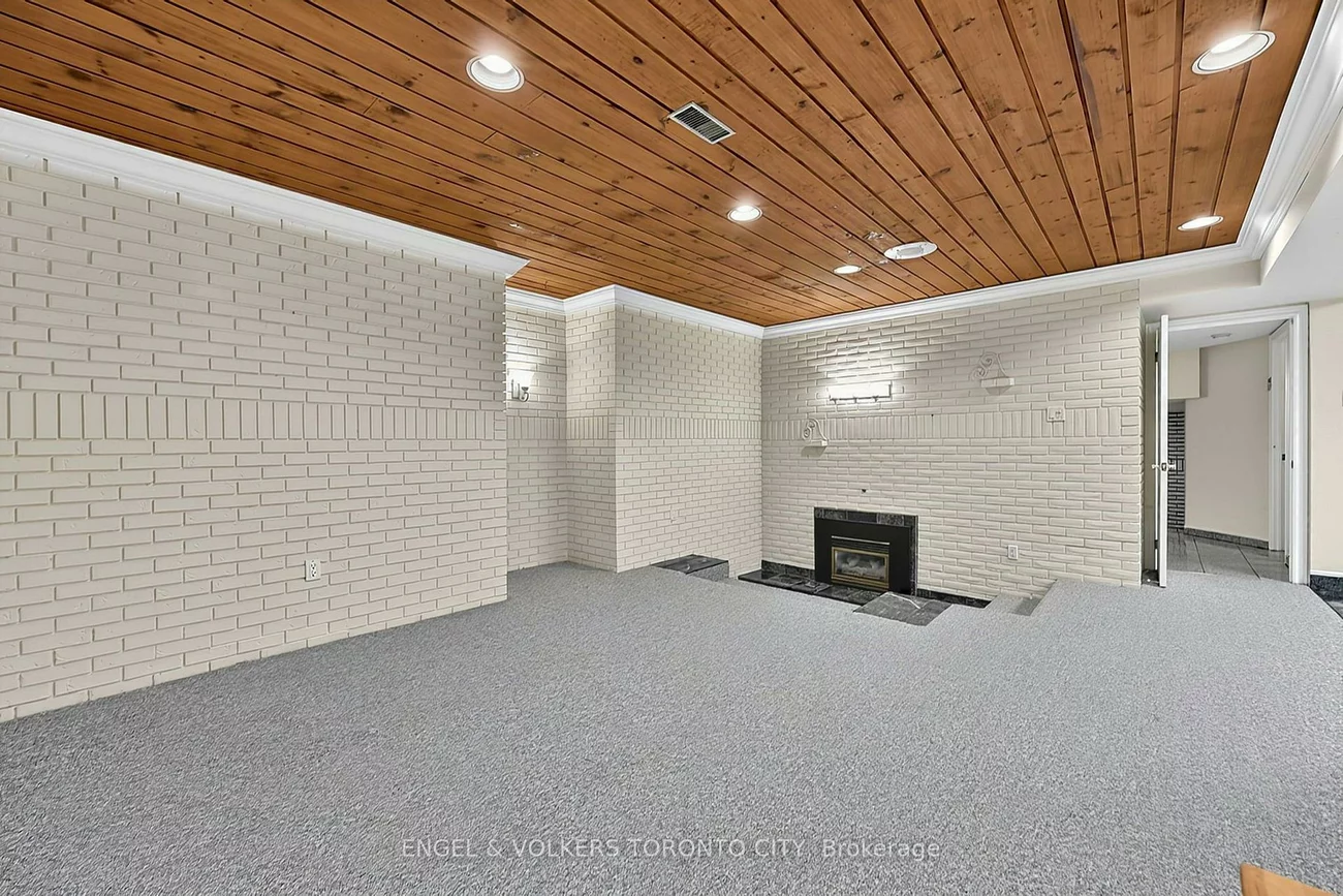11, Cedarwood, Nobleton, King