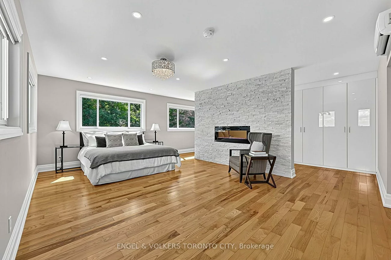 11, Cedarwood, Nobleton, King