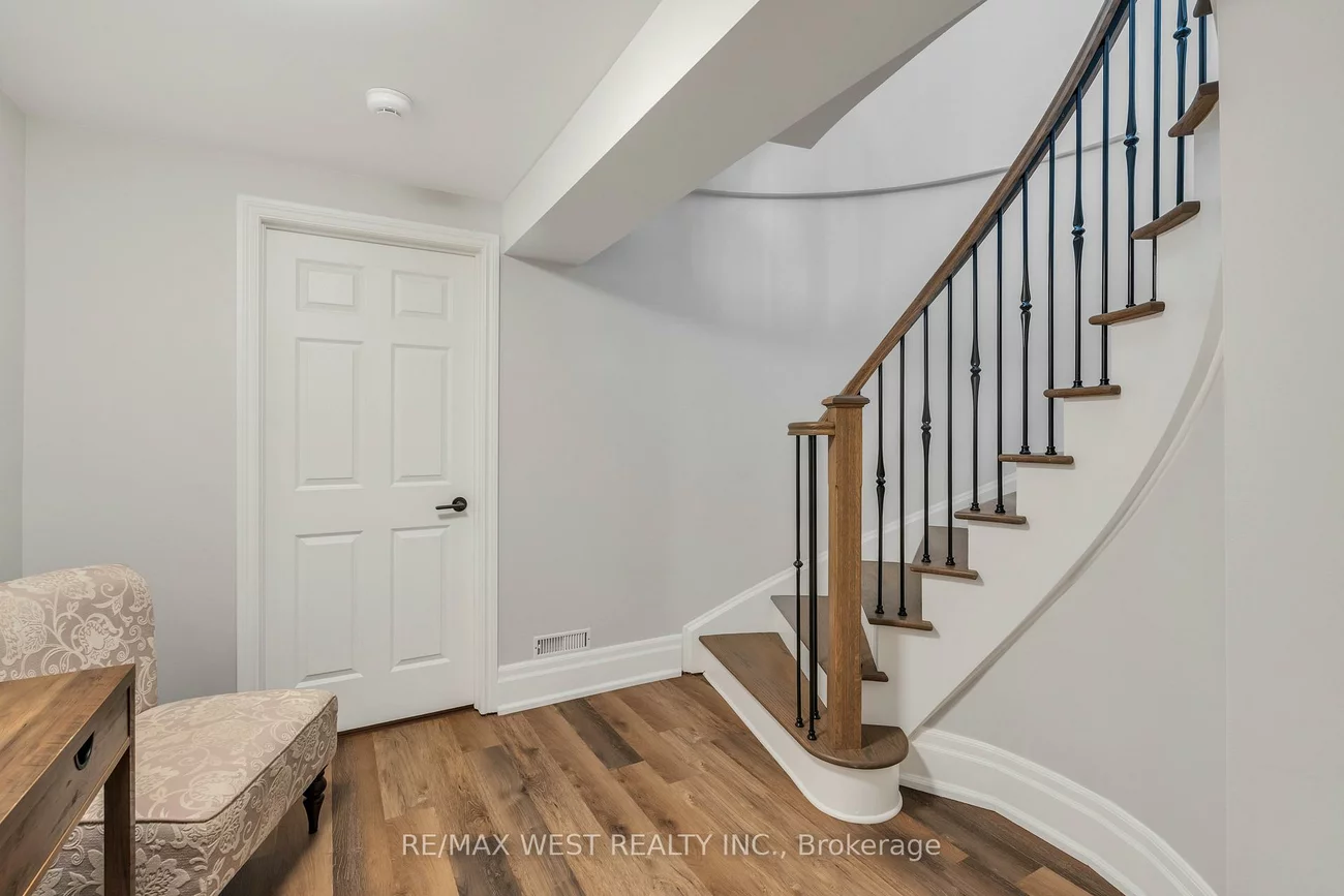 10, Farmcrest, Nobleton, King