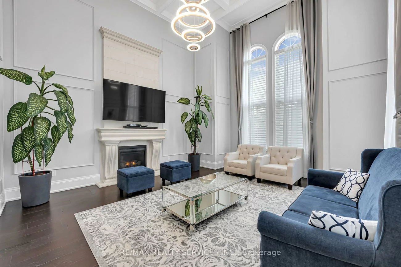 22, Giant Cedars, Nobleton, King