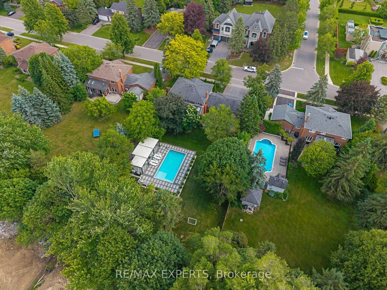 160, Burton, King City, King